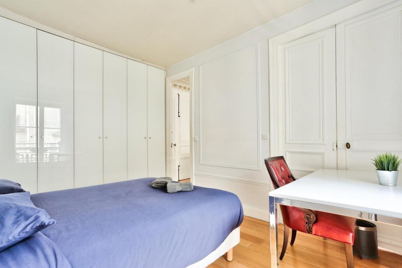 Appartement Quartier Champs-Elysees 3 ปารีส ภายนอก รูปภาพ